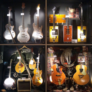 Imaginary Karin - Guitars museum Umeå